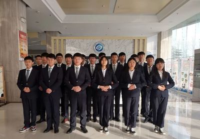 汽車(chē)技術(shù)服務(wù)與營(yíng)銷(xiāo)專(zhuān)業(yè)中的軟件開(kāi)發(fā) 驅(qū)動(dòng)汽車(chē)產(chǎn)業(yè)數(shù)字化轉(zhuǎn)型的新引擎